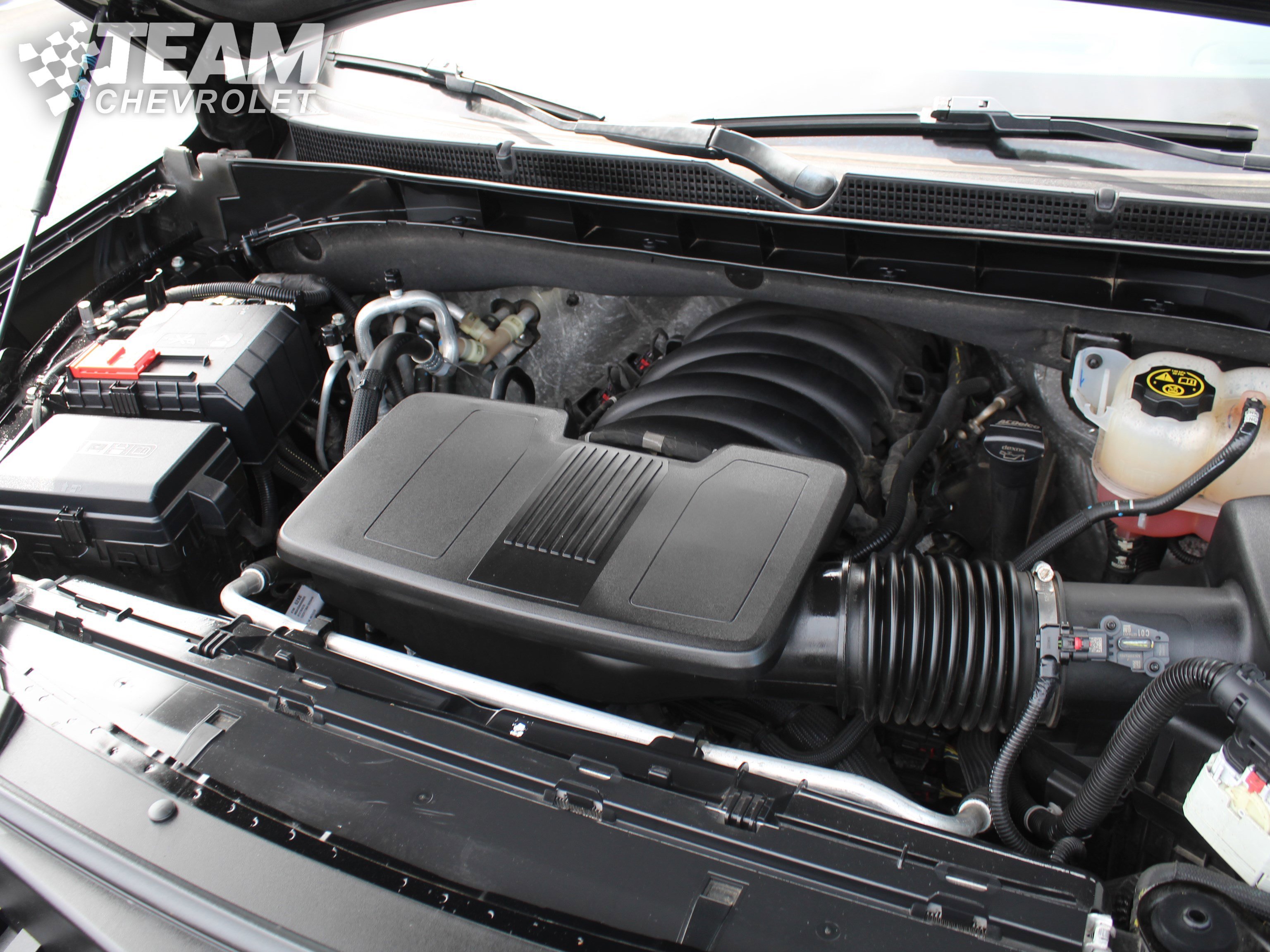 2023 GMC Yukon AT4 - Photo 31