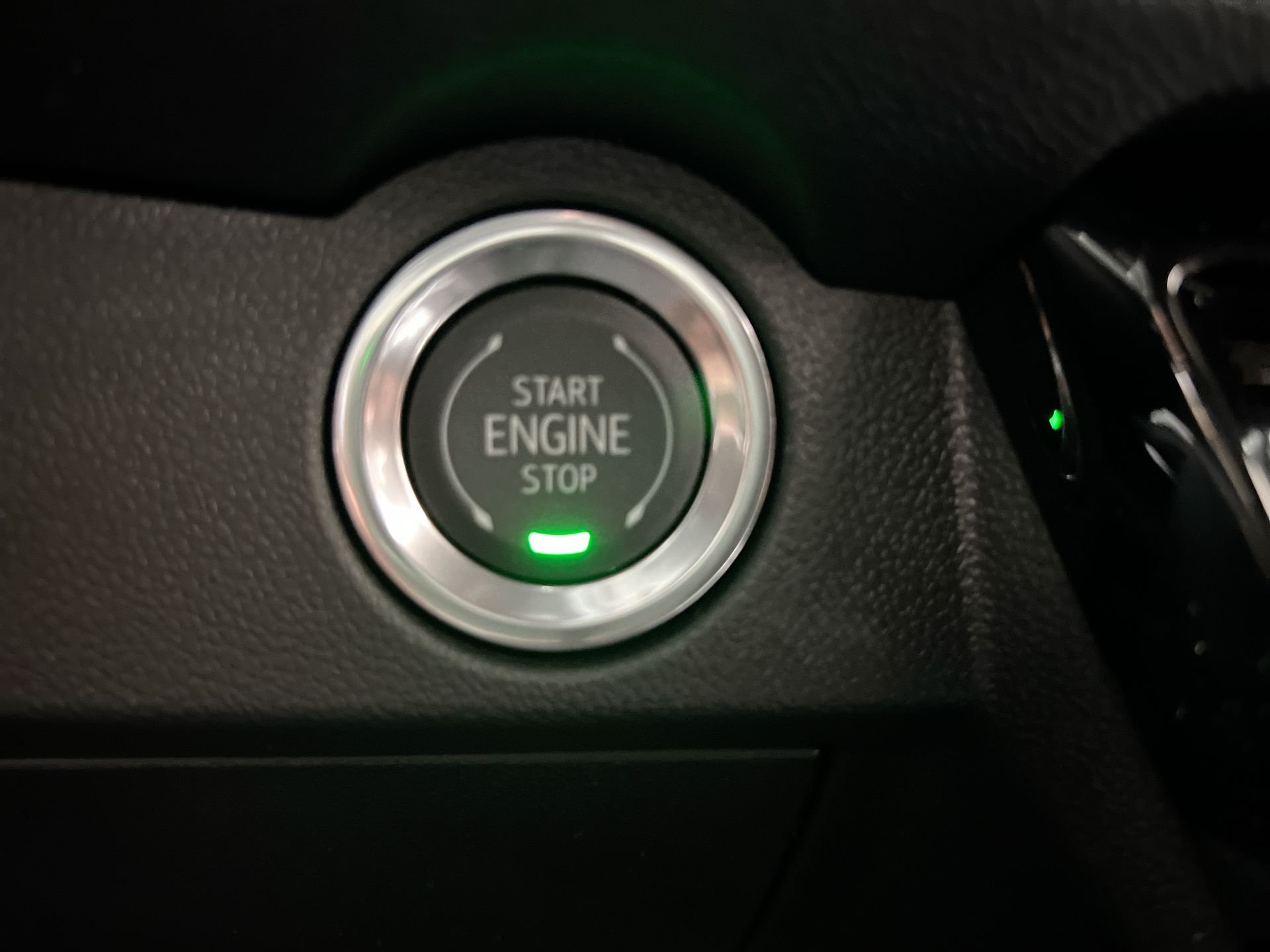 New 2026 Summit White Chevrolet LT image 71