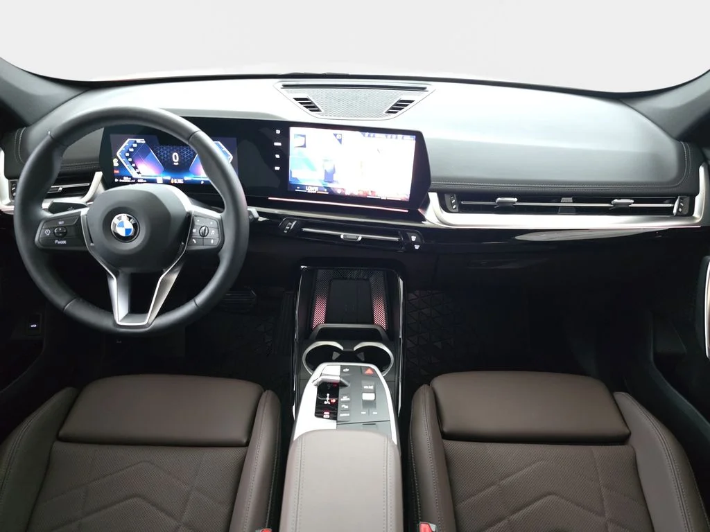 Used 2024 Alpine White BMW xDrive28i image 12