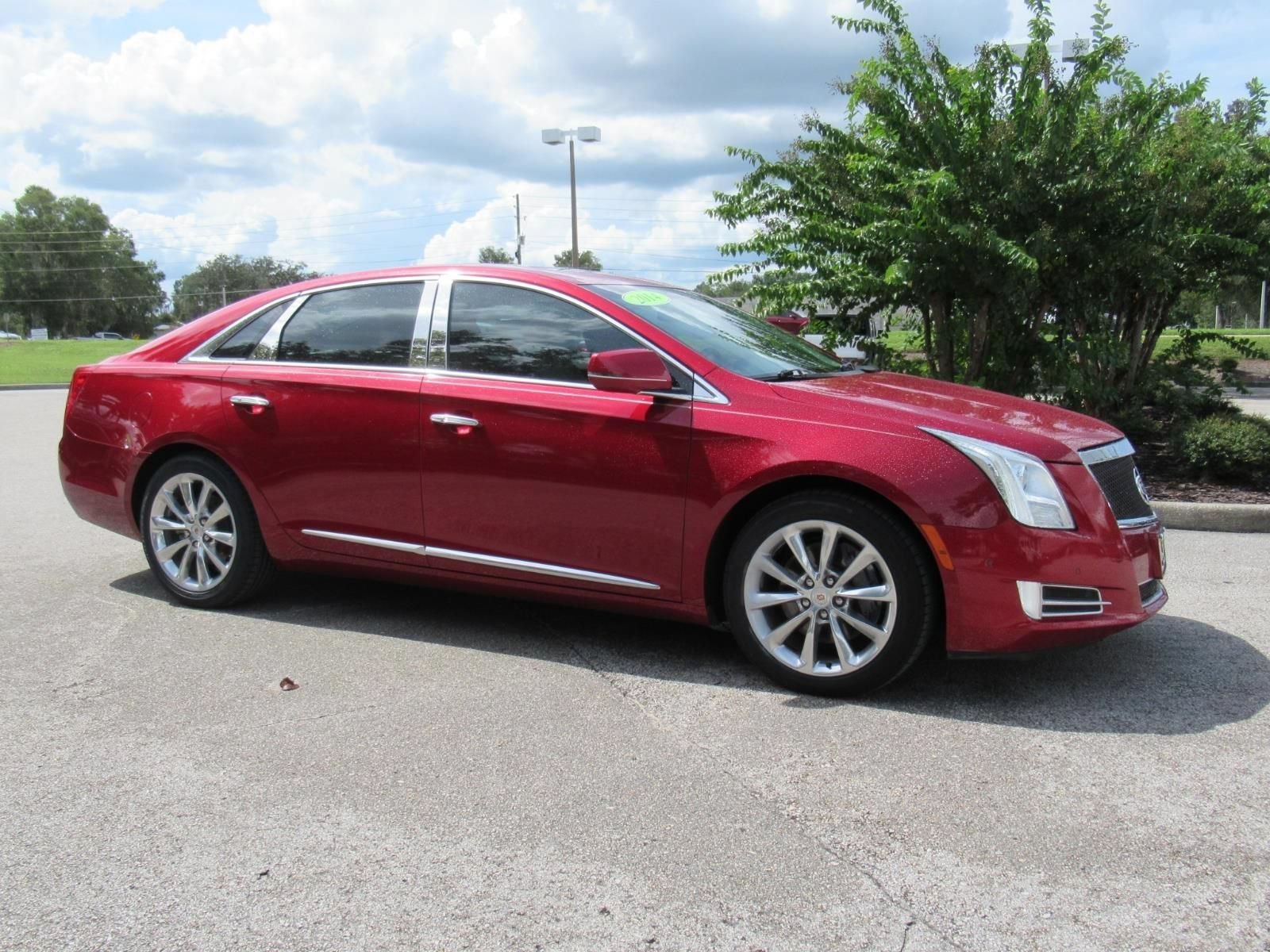 Used 2014 Cadillac XTS Luxury Collection with VIN 2G61M5S30E9164264 for sale in Ocala, FL