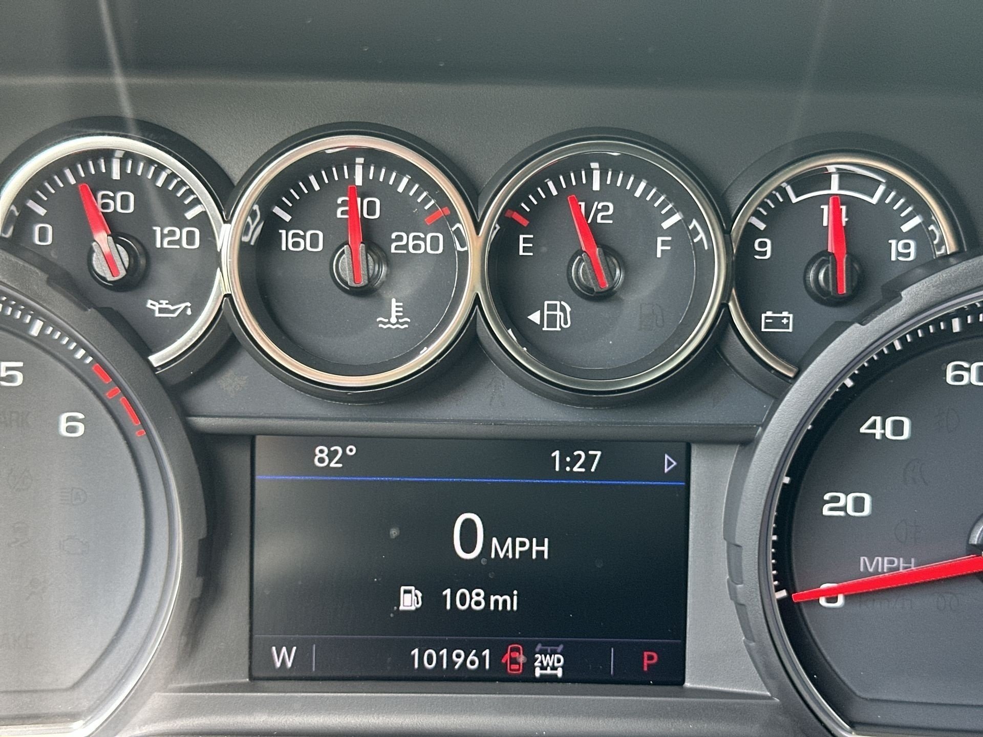 Used 2021 SUMMIT WHITE Chevrolet Z71 image 12