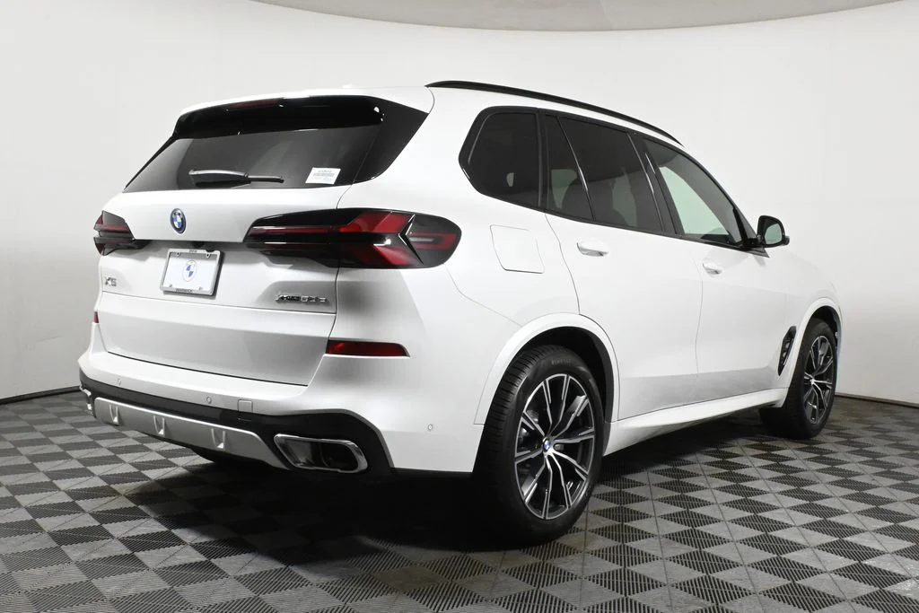 Used 2026 White BMW xDrive50e image 7