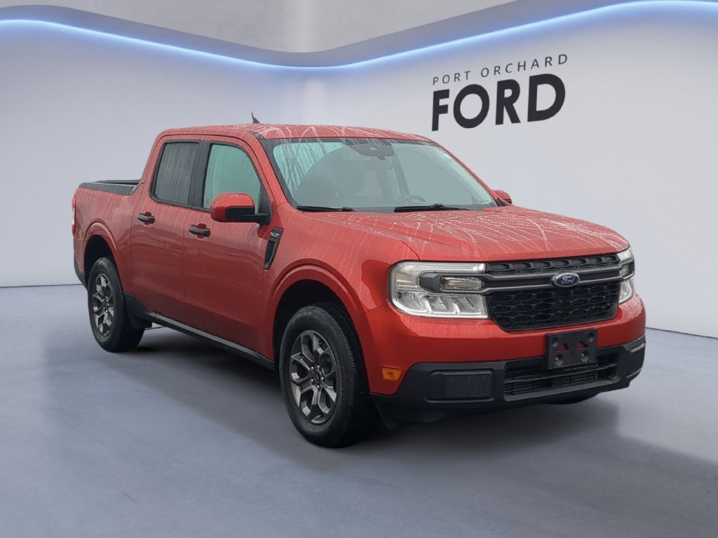 Used 2023 Red Ford XLT image 9