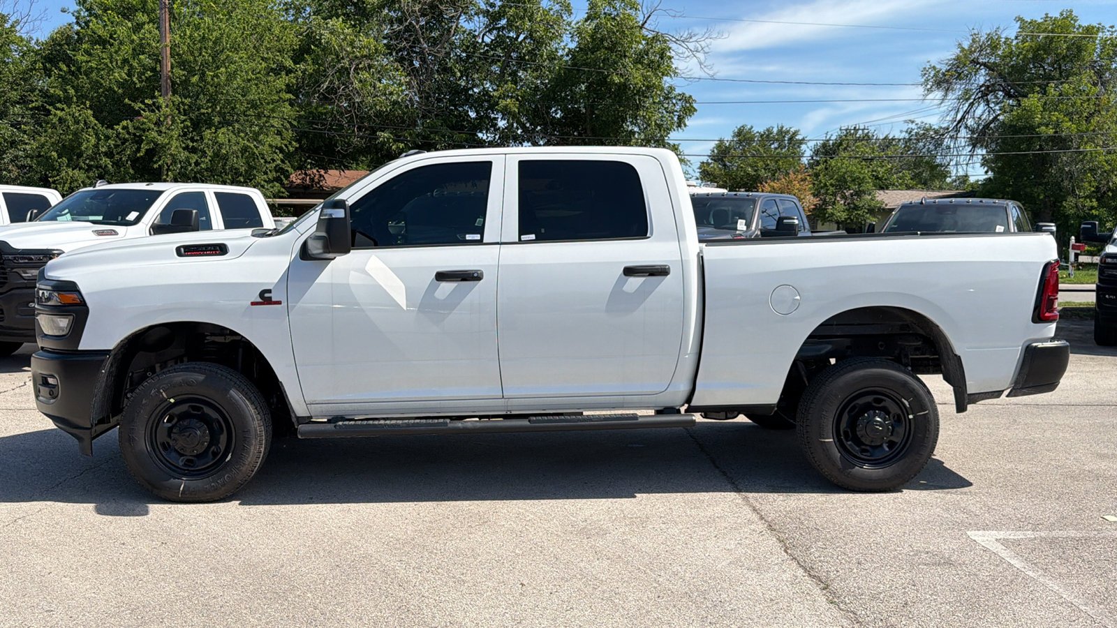 New 2026 Bright White Clear-Coat Exterior Paint RAM Tradesman image 8