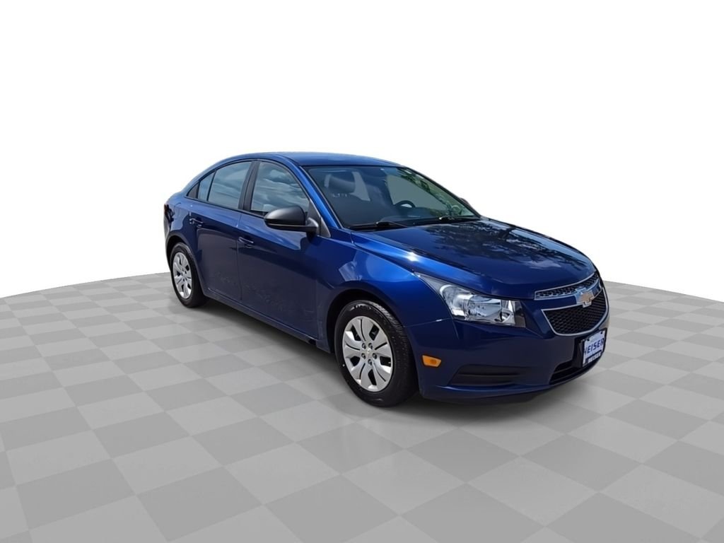Used 2013 Blue Chevrolet LS image 2