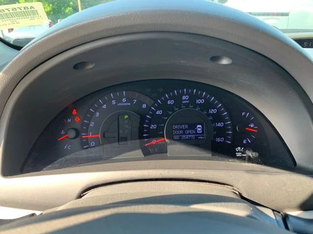 Used 2010 Black Toyota XLE image 32