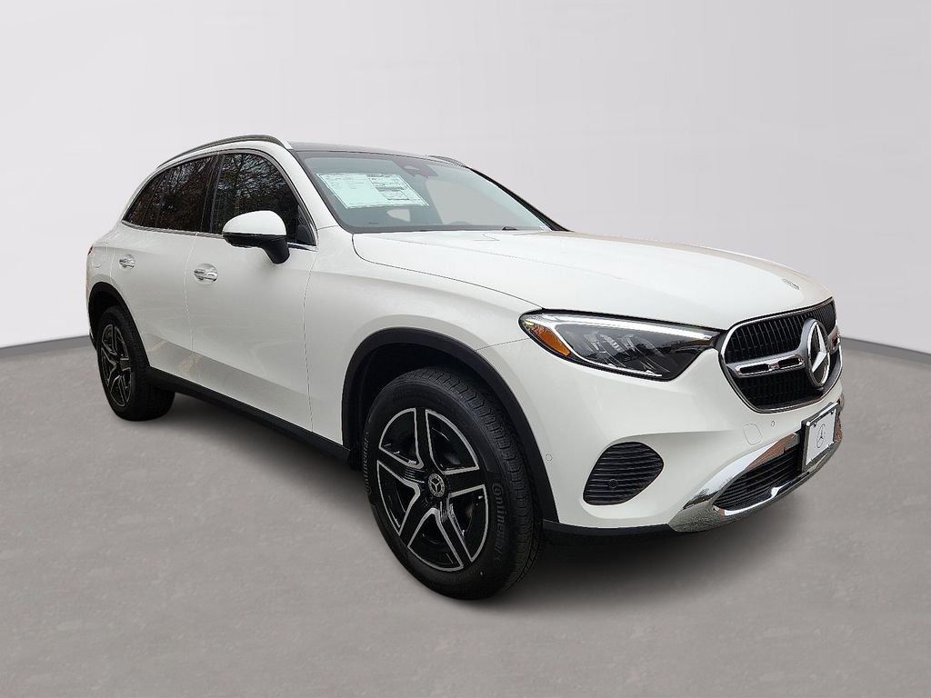 2026 Mercedes-Benz GLC Base - Photo 2