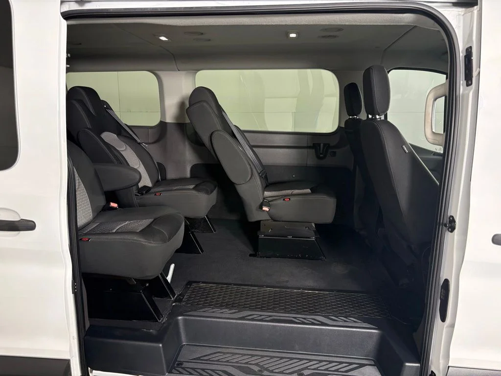 Used 2023 White Ford XLT image 29