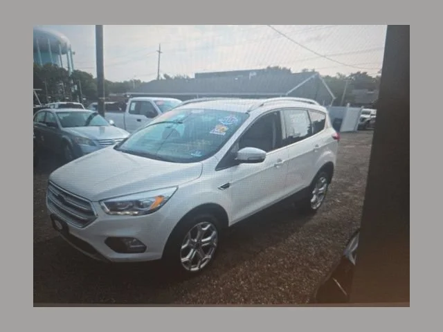 2019 Ford Escape Titanium 4WD photo