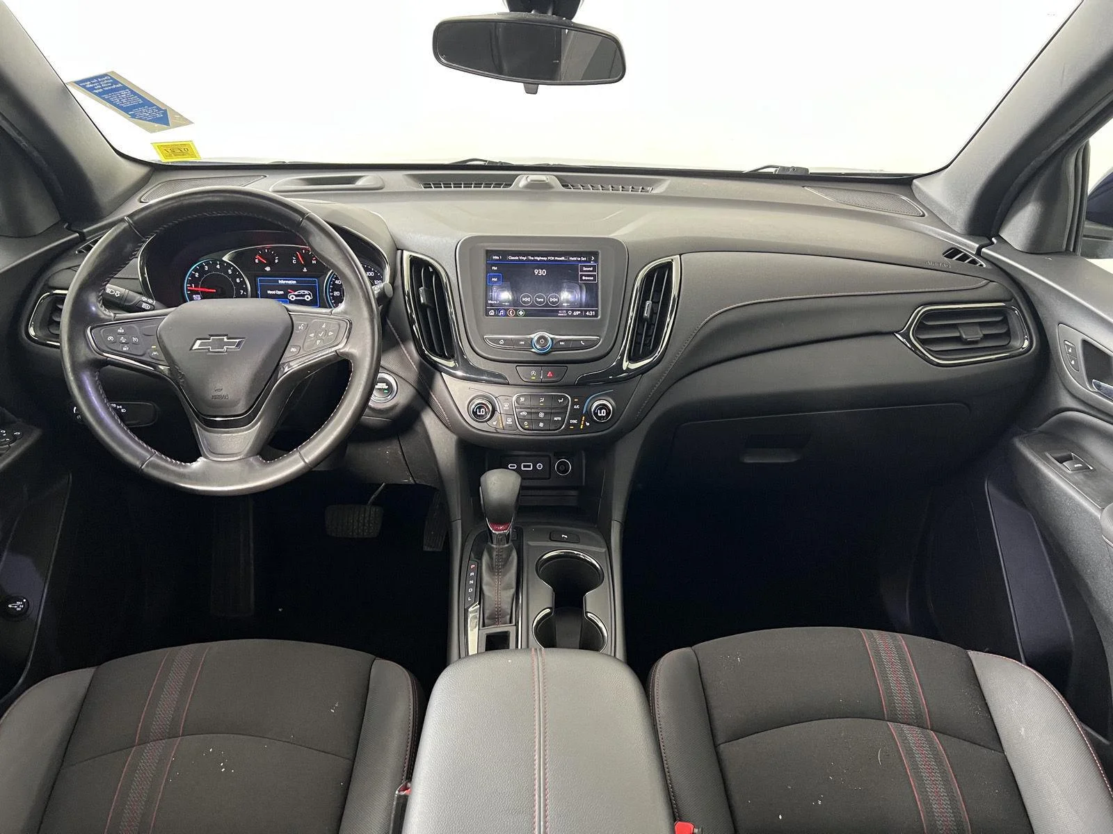 Used 2022 Blue Glow Metallic Chevrolet RS image 19