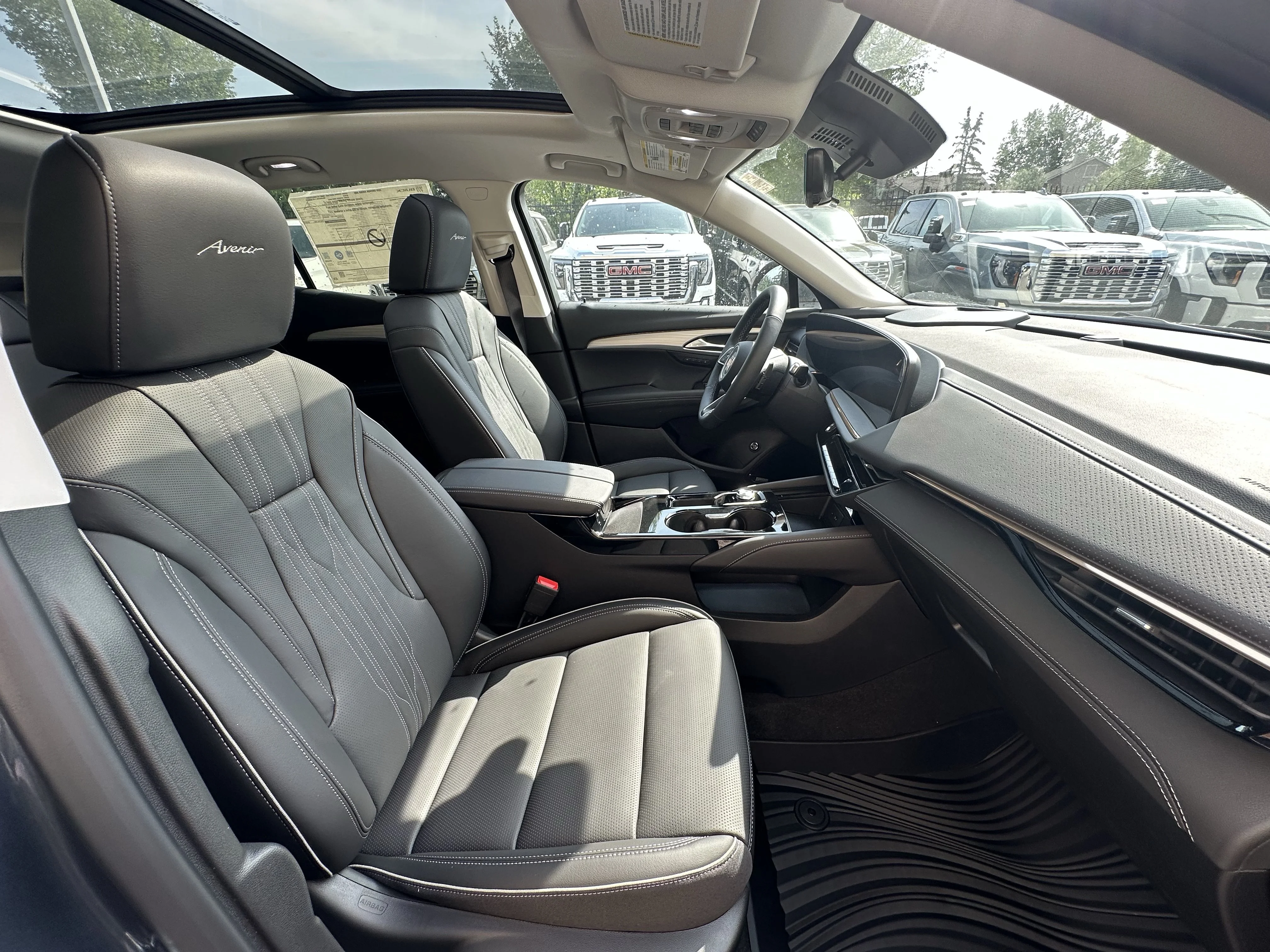 New 2026 Quartz Blue Metallic Buick Avenir image 19