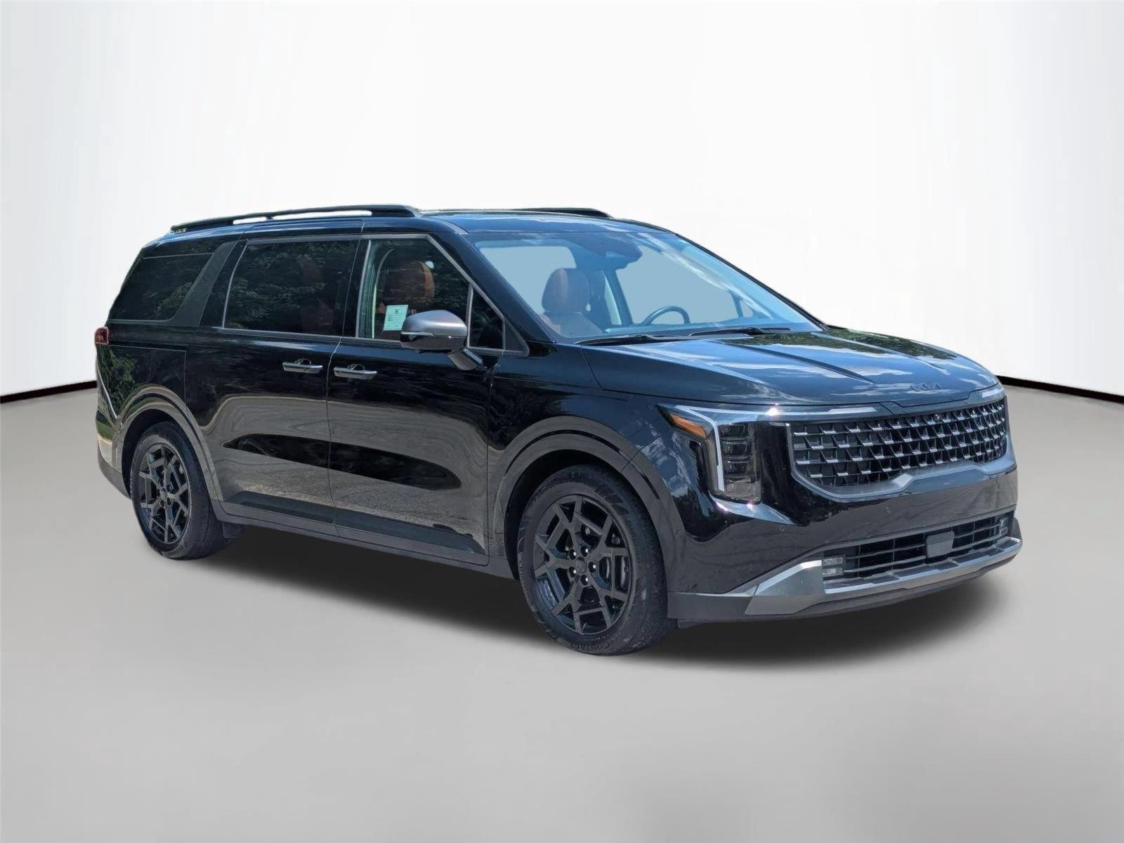 Used 2025 Aurora Black Pearl Kia SX Prestige image 3