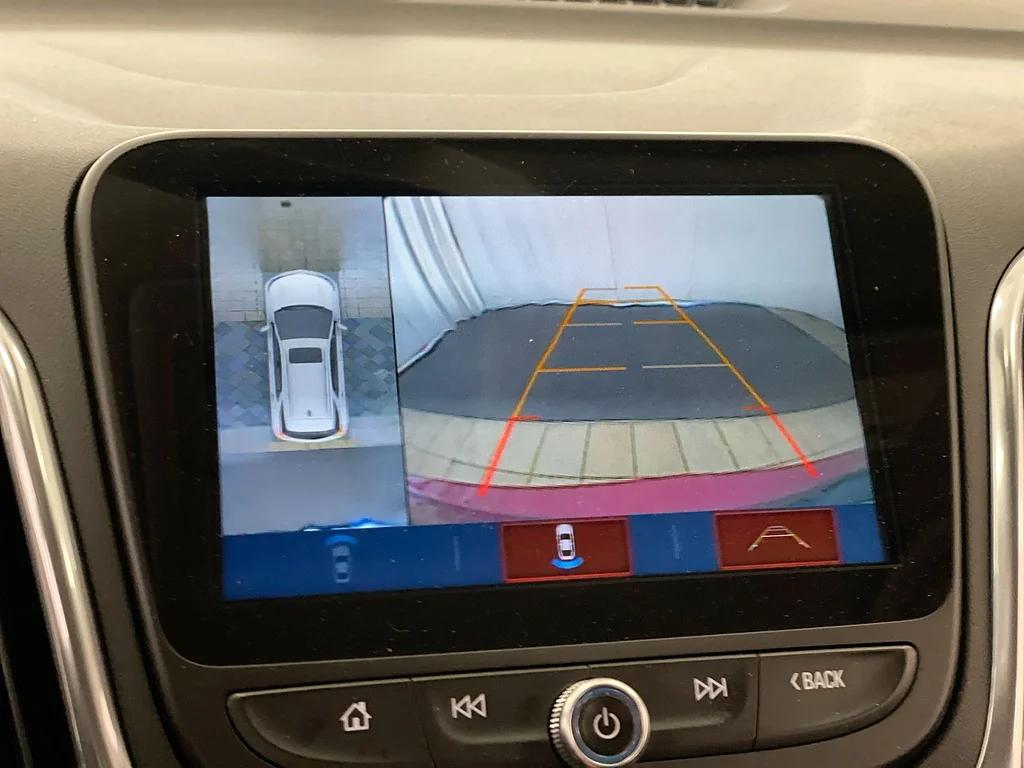 Used 2018 Cajun Red Tintcoat Chevrolet Premier image 15