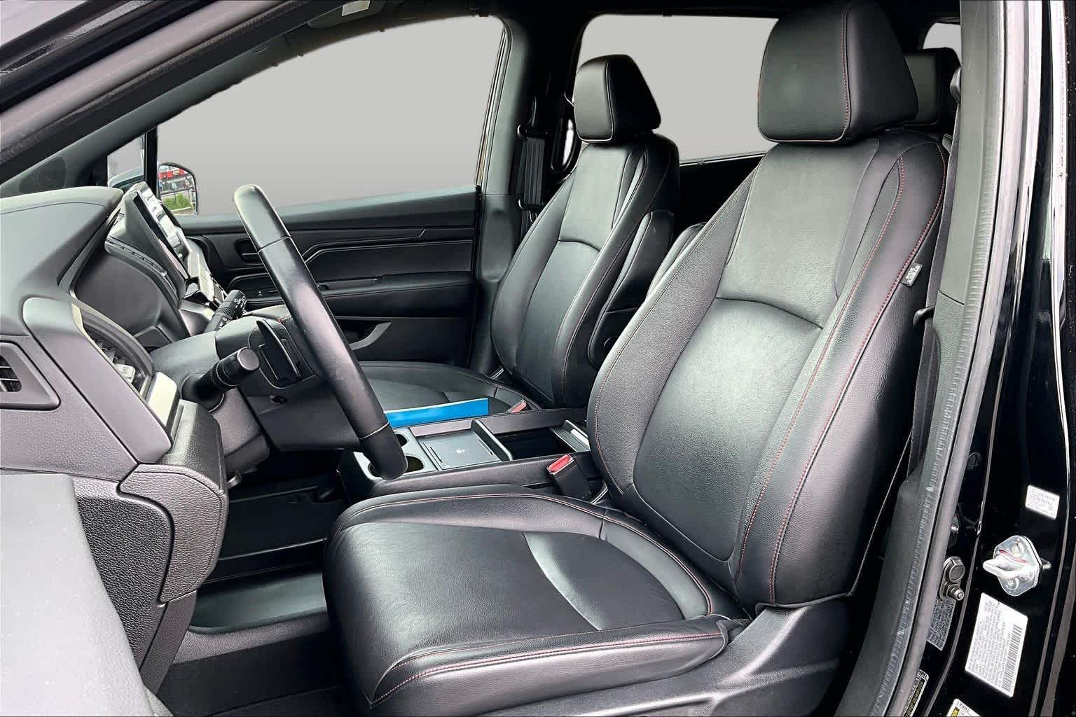Used 2025 Crystal Black Pearl Honda Sport-L image 8