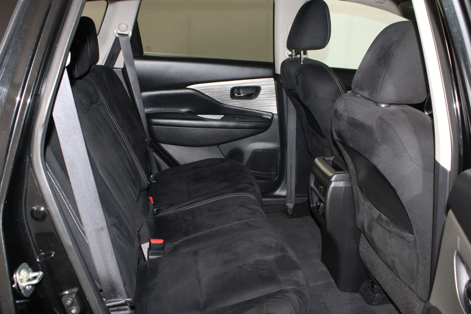Used 2016 Black Nissan SV image 20