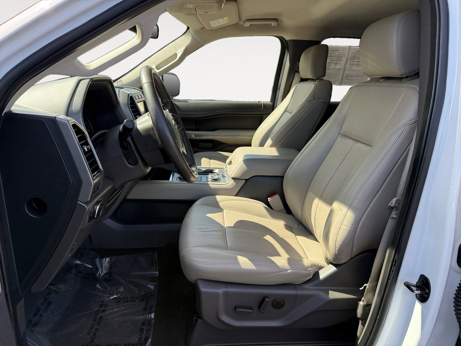 Certified Used 2020 Oxford White Ford XLT image 10