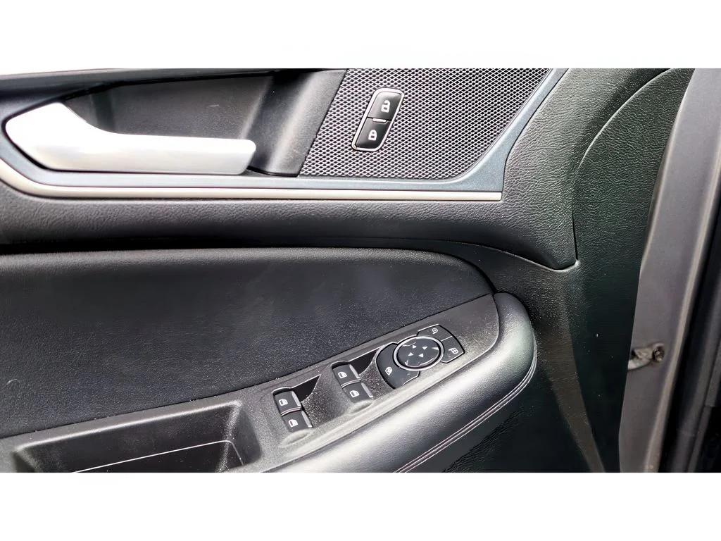 2024 Ford Edge SEL - Photo 11