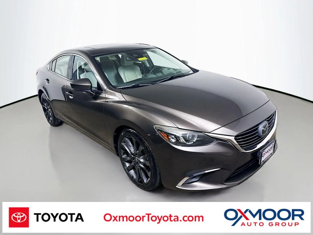 2017 Mazda EZ-6 i Grand Touring Auto's photo