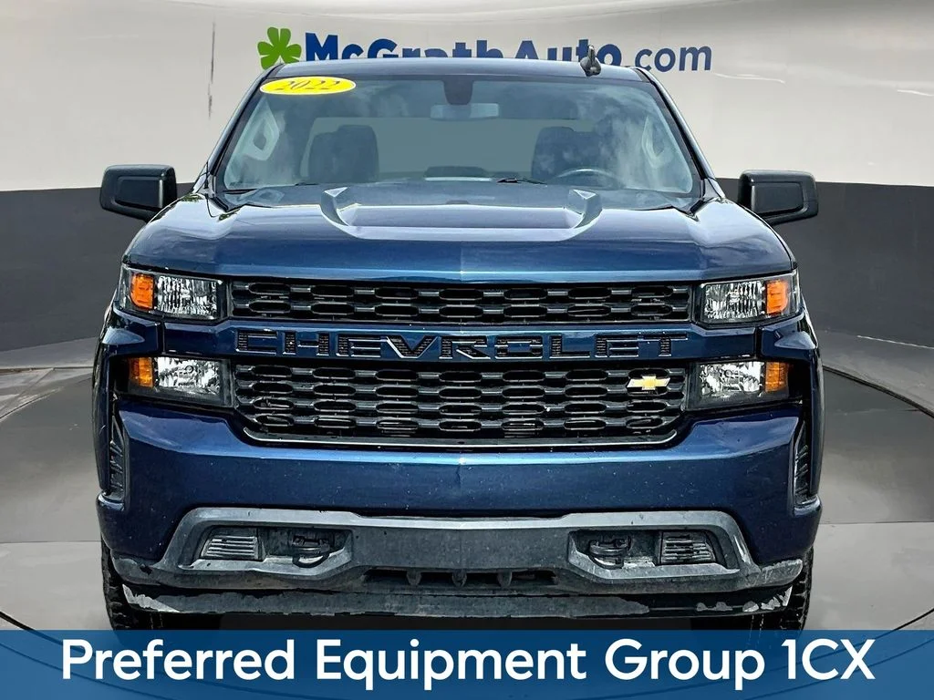Used 2022 Blue Chevrolet Custom image 2