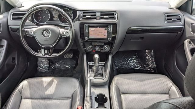 Used 2016 Silver Volkswagen 1.8T SEL image 25