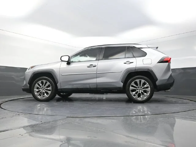 Used 2021 Silver Toyota Limited image 34
