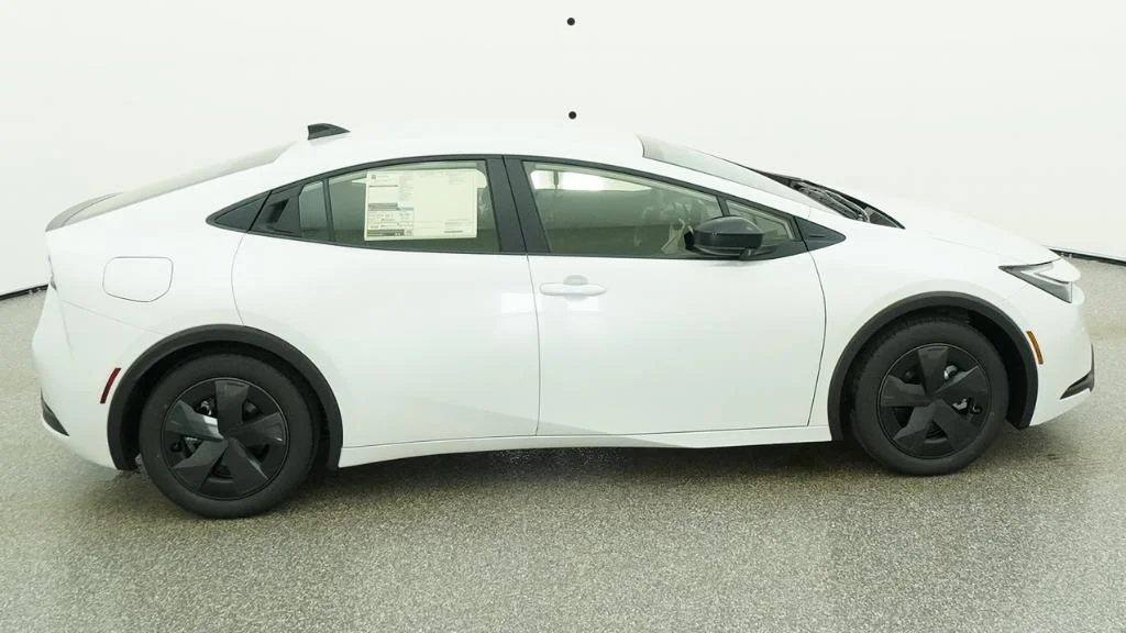 New 2026 Wind Chill Pearl Toyota SE image 41