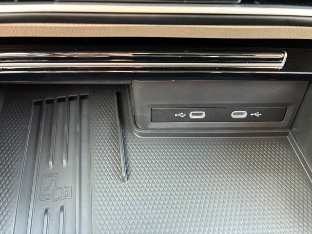 New 2026 Deep Black Volkswagen 2.0T SE w/Technology image 17