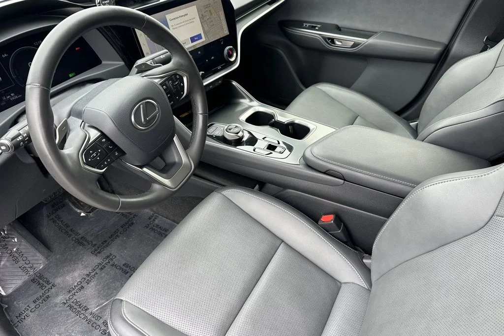Used 2025 Gray Lexus  image 10
