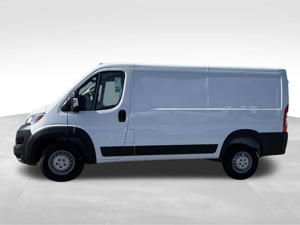 New 2025 Bright White Clear-Coat Exterior Paint RAM Low Roof image 2