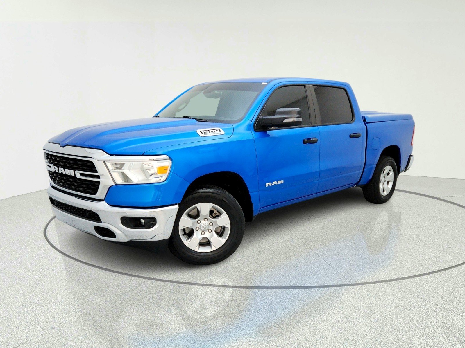 2023 RAM 1500 Big Horn/Lone Star 4x4 Crew Cab 5'7's photo