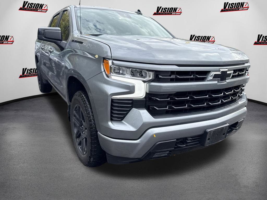 Used 2024 Gray Chevrolet RST image 3