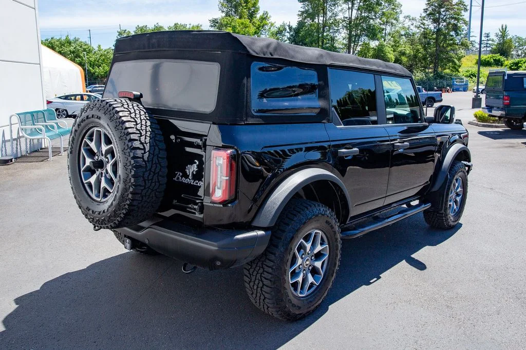 Used 2021 Shadow Black Ford 4WD Badlands image 14
