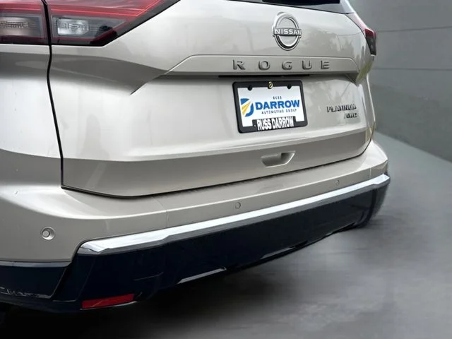 New 2026 Champagne Silver Metallic / Super Black Two-tone Nissan Platinum image 29