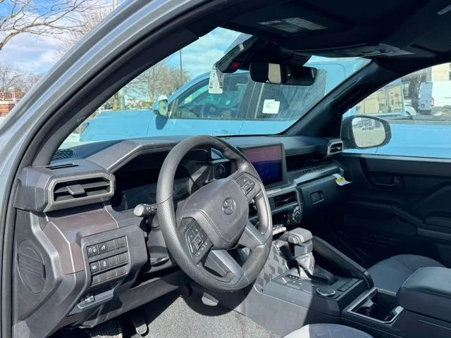 2026 Toyota Tacoma SR5 - Photo 9