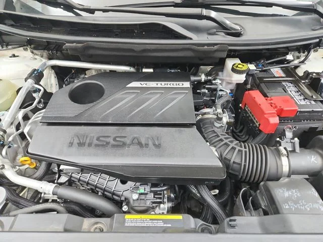 Used 2023 White Nissan SV image 17