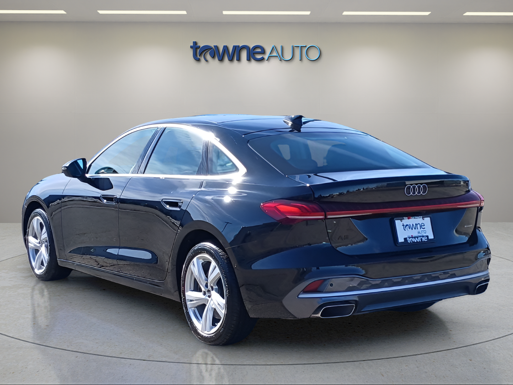 Used 2025  Audi 2.0T Premium image 4