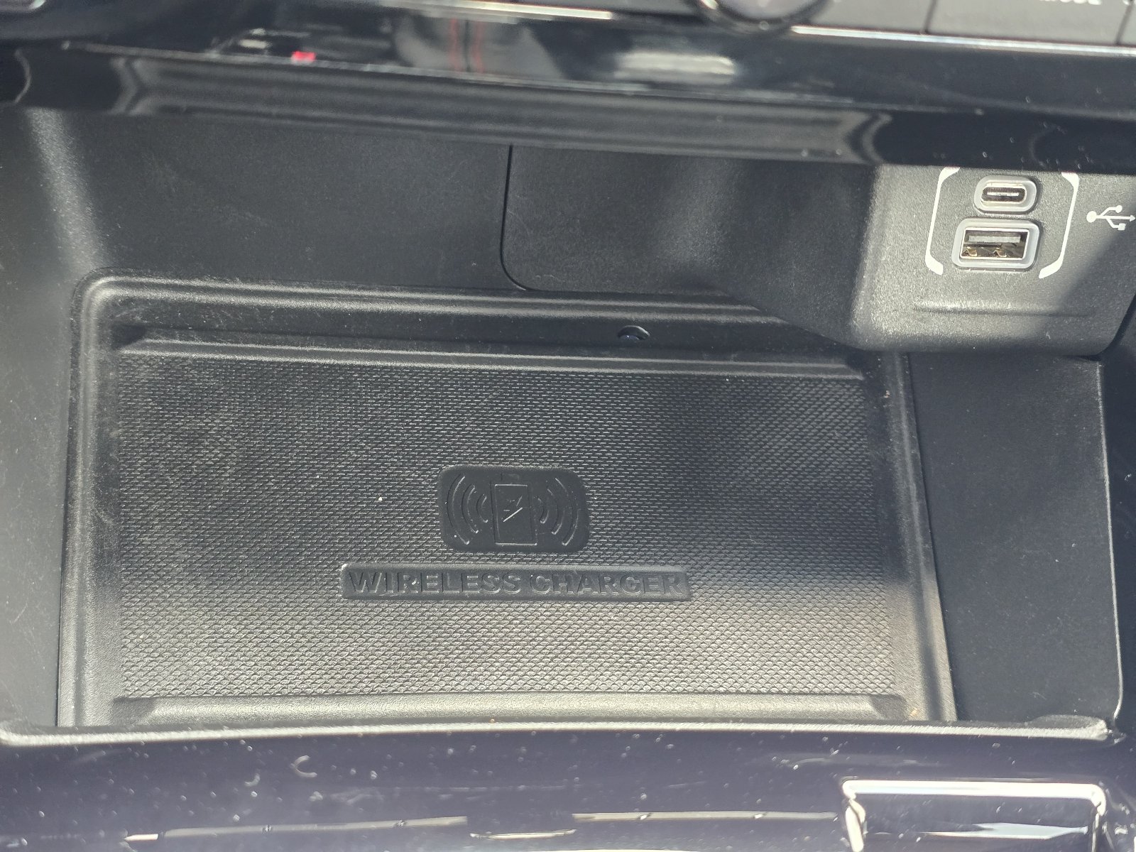 Used 2022 White Jeep Trailhawk image 20