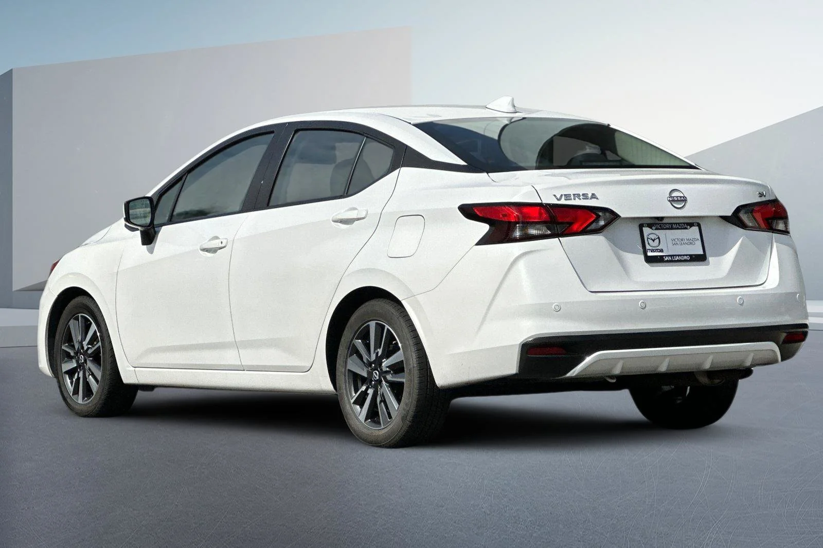 Used 2024 Aspen White Nissan 1.6 SV image 6