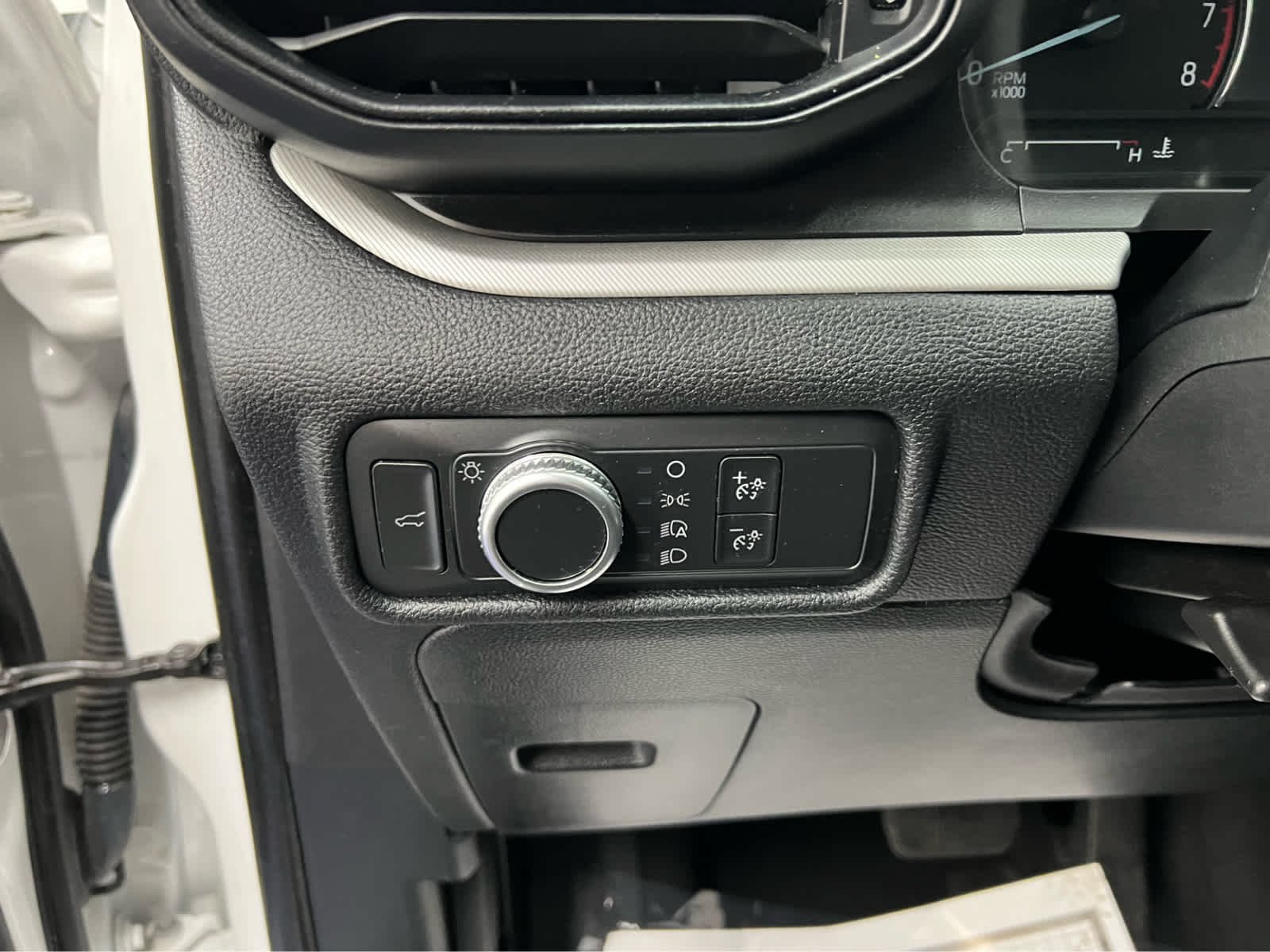 Used 2020 Star White Metallic Tri-Coat Ford XLT image 20