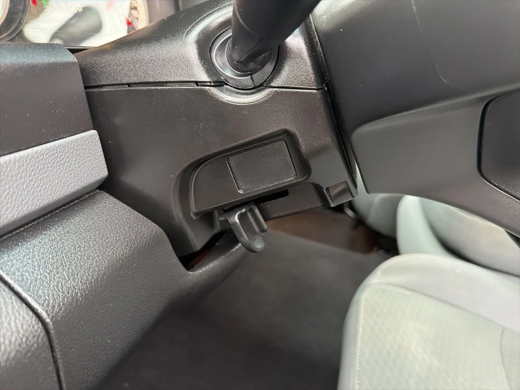 Used 2013 Blue Ram SLT image 41