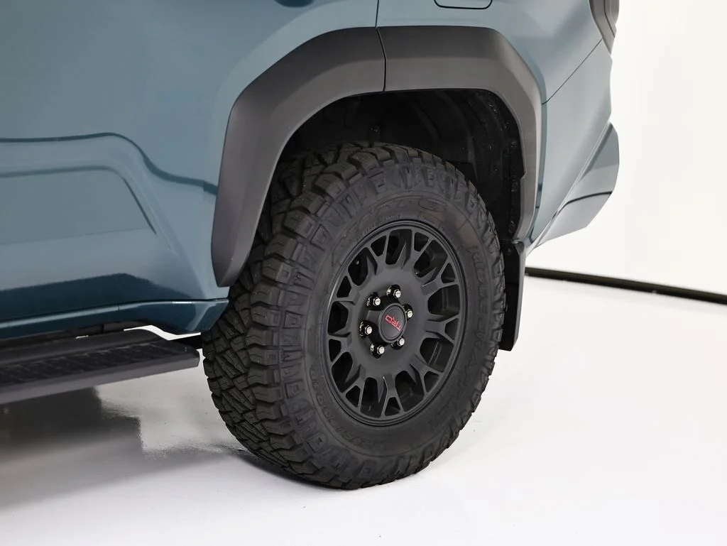 Used 2025 Green Toyota TRD Off Road Premium image 15