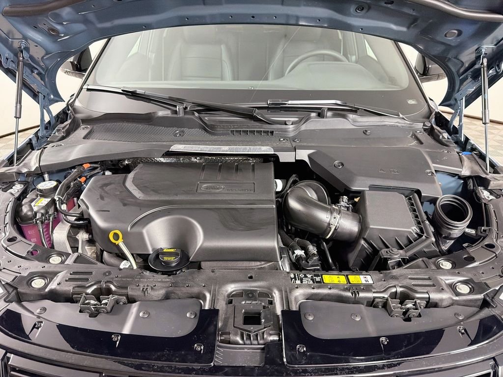 New 2026 Tribeca Blue Land Rover S image 32