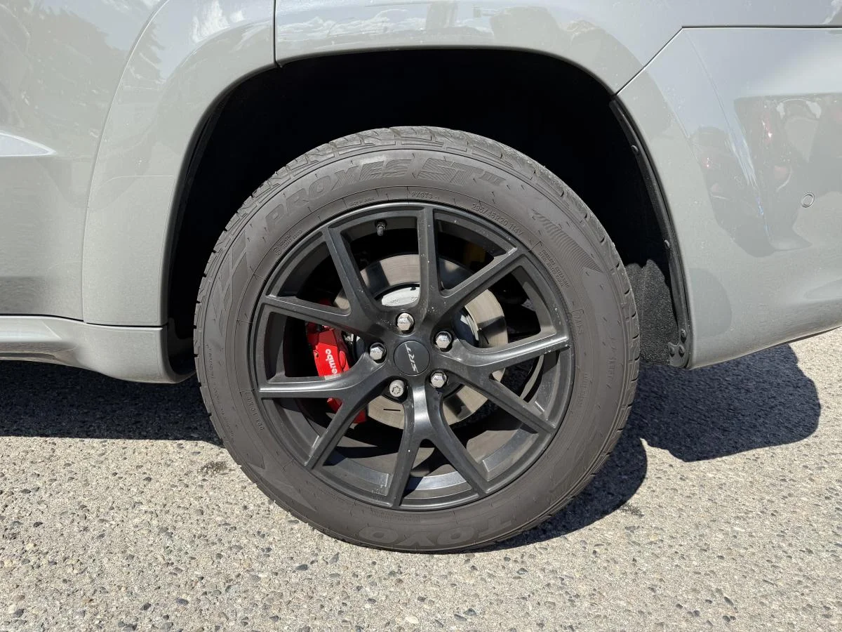 Used 2019 Grey Jeep SRT image 11