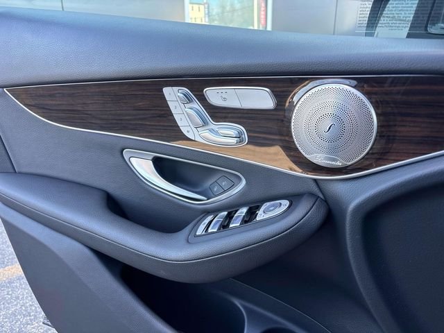Used 2021 Gray Mercedes-Benz GLC 300 image 18