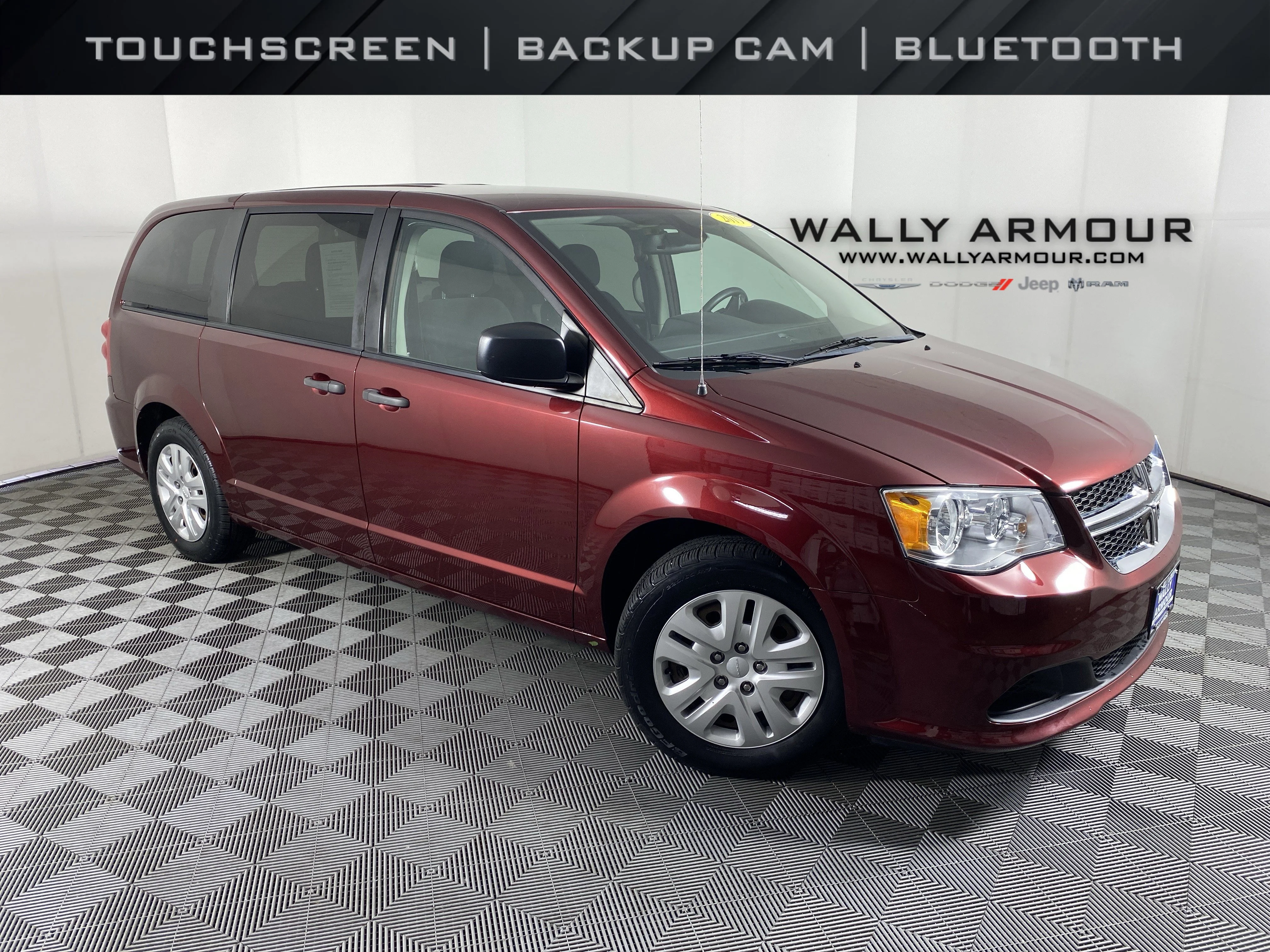 2019 Dodge Grand Caravan SE's photo