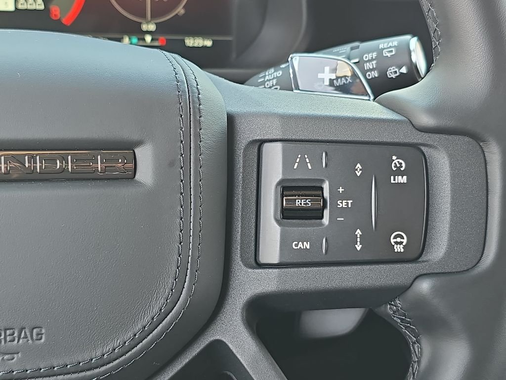 New 2026 Narvik Black Land Rover OCTA Black image 19