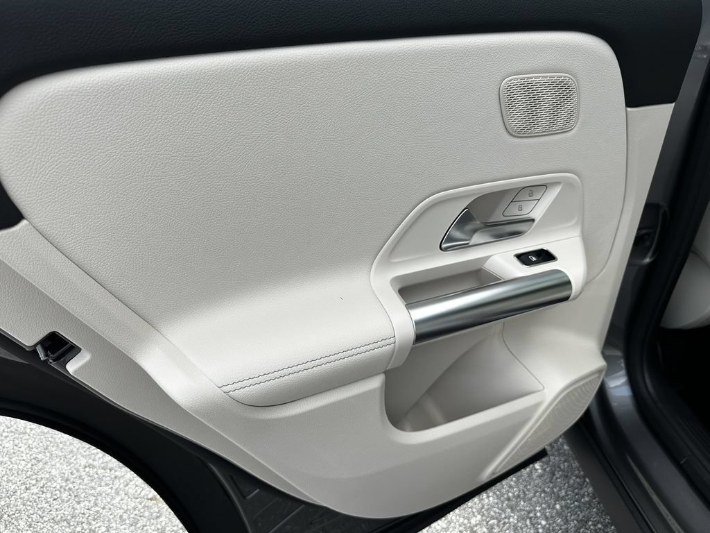 New 2026 Mountain Grey Metallic Mercedes-Benz GLA 250 image 61