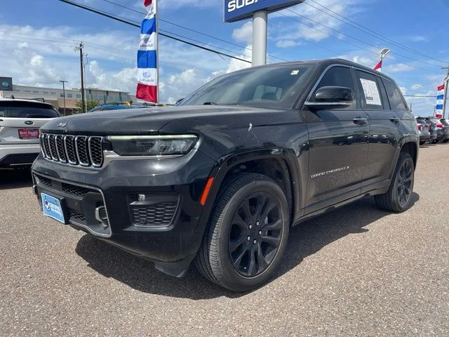 Used 2022 Black Jeep Overland image 3