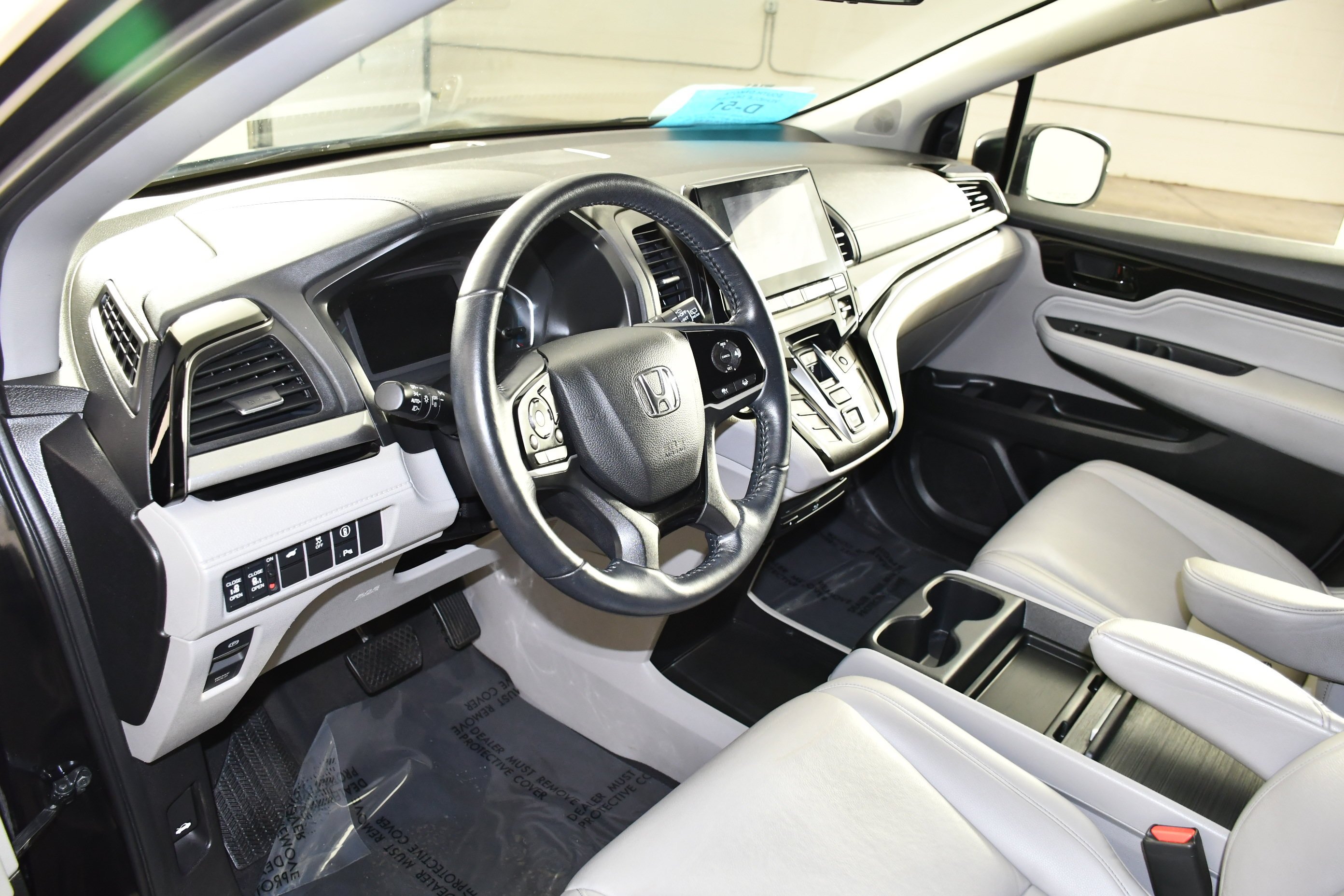 Used 2022 Black Honda Touring image 2
