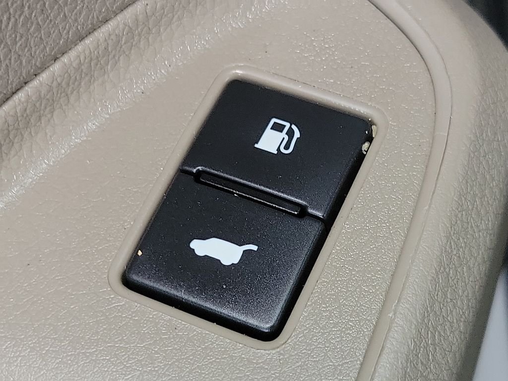 Certified Used 2020 Platinum White Pearl Honda Touring image 30
